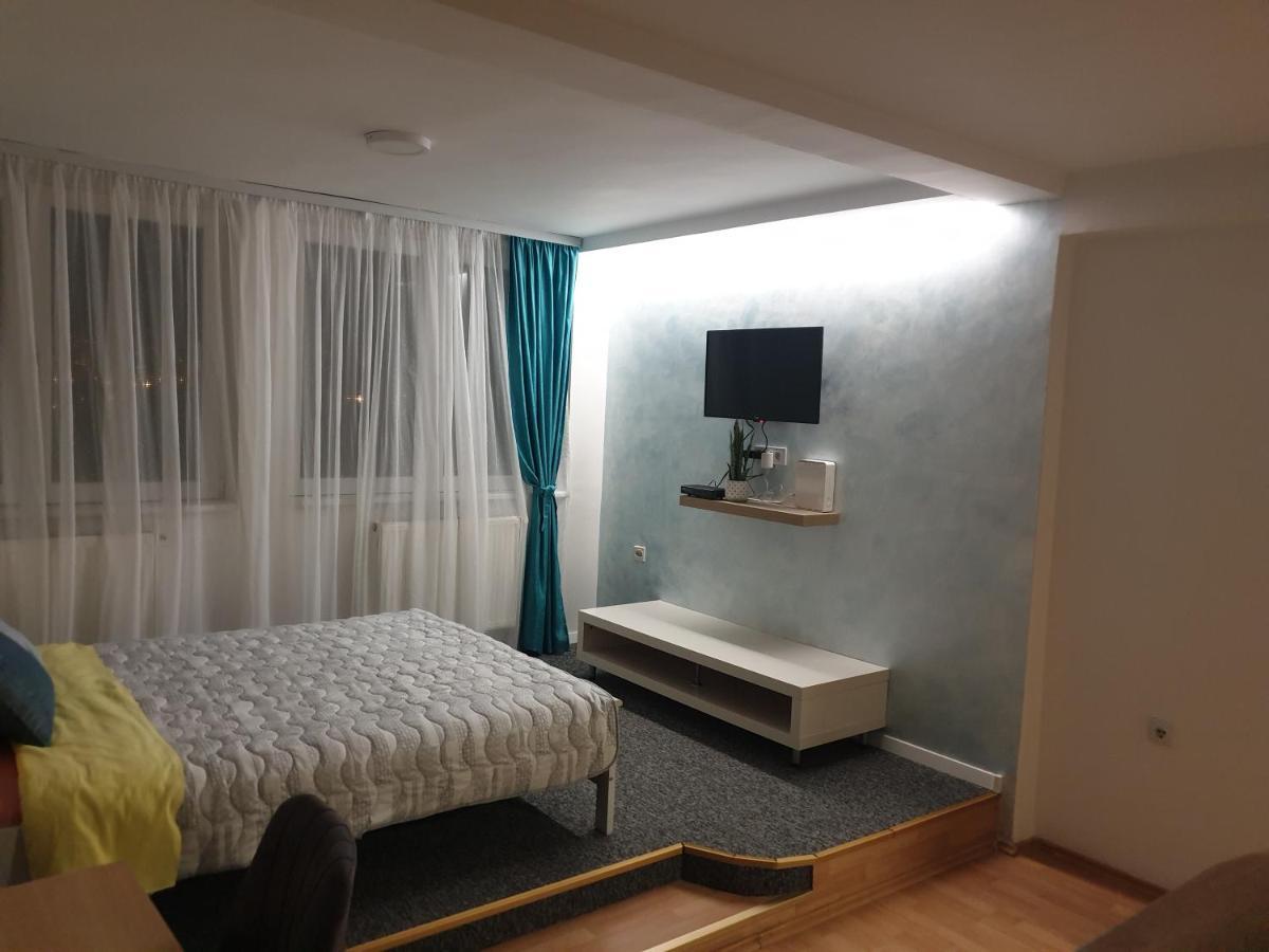 City Center Apartment 2 Ниш Екстер'єр фото